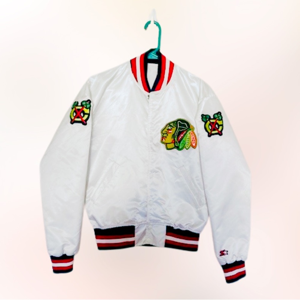 VINTAGE Cleveland Indians Full Snap Satin Bomber Jacket with quilted interior.